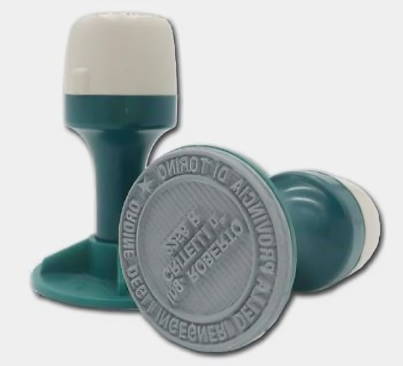 timbro-manuale-in-plastica-rotondo