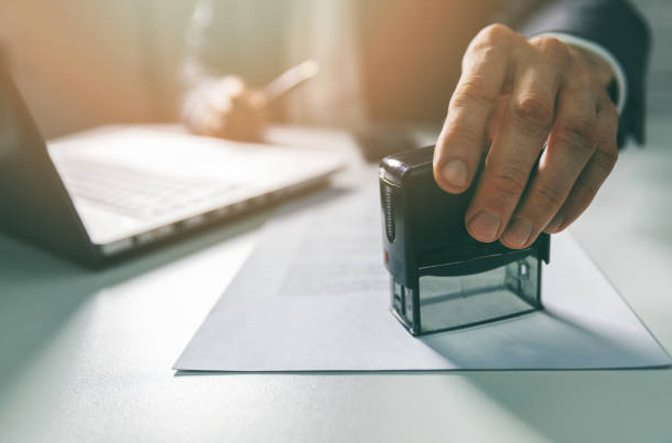 Timbri aziendali: come trasmettere professionalità e affidabilità