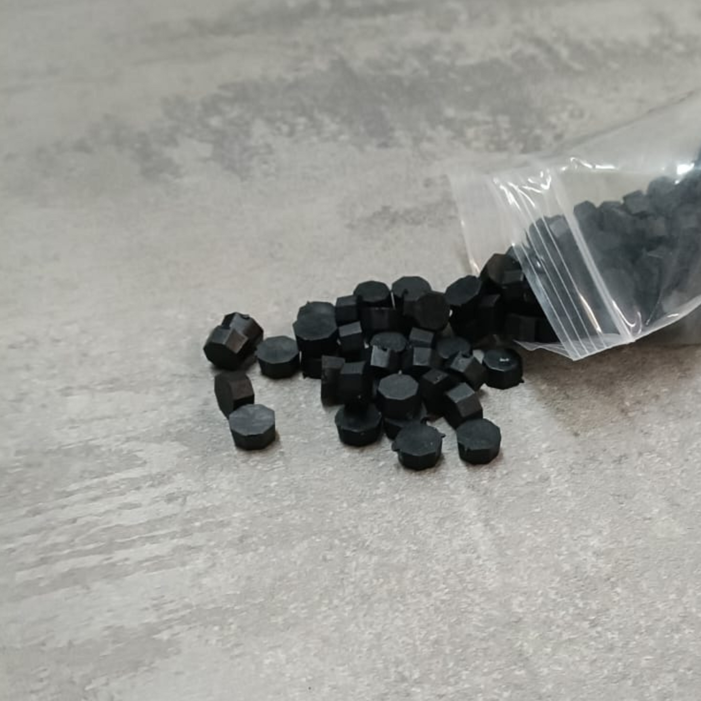 cera-in-grani-nero